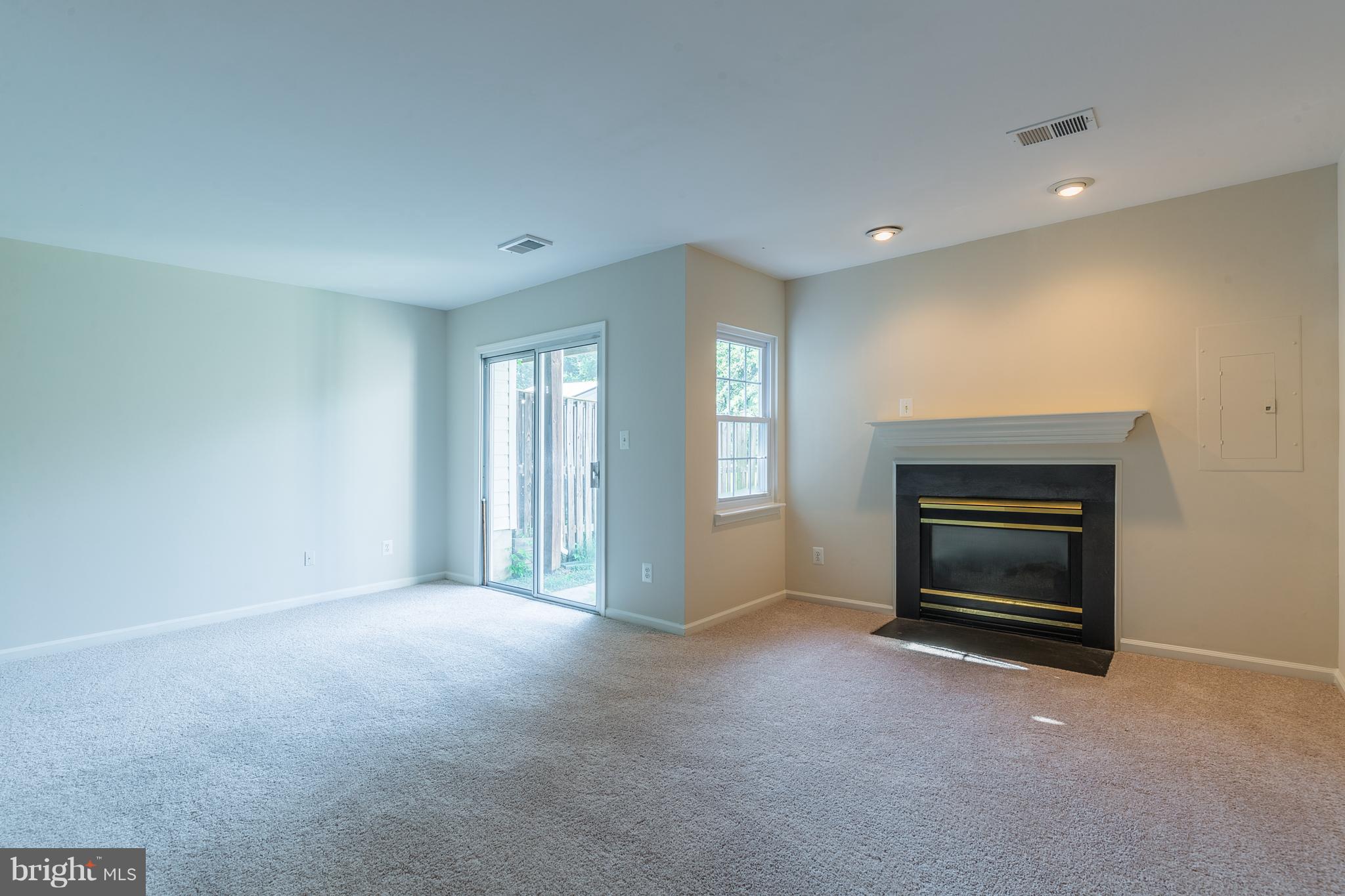 4172 Ashmere Circle Dumfries, VA 22025 - Photo 17 of 28 Family Room