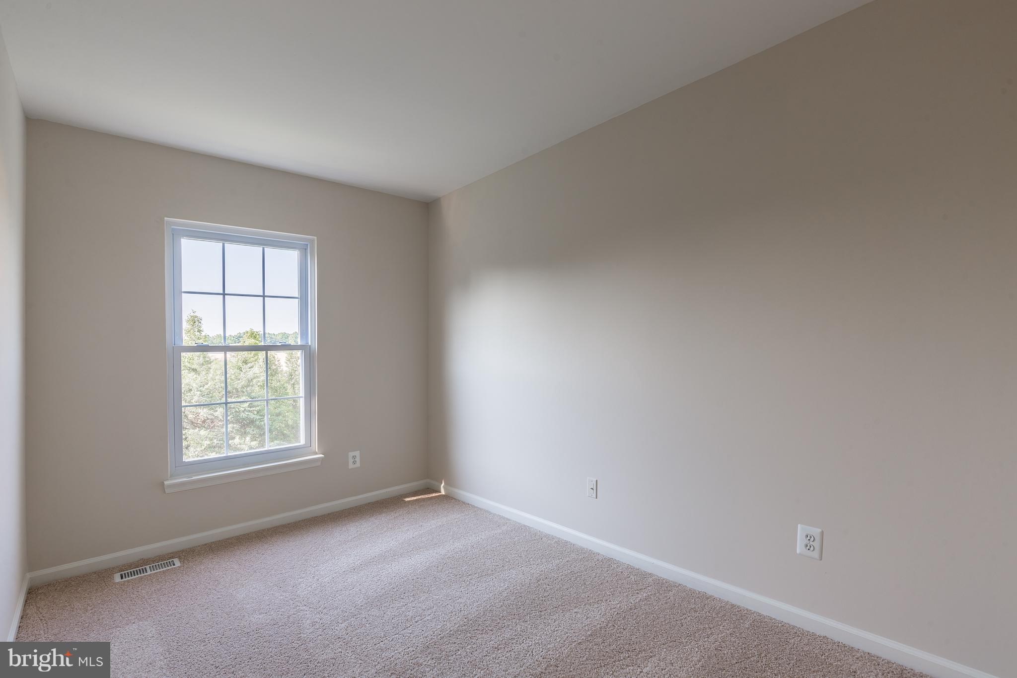 4172 Ashmere Circle Dumfries, VA 22025 - Photo 25 of 28 Bedroom