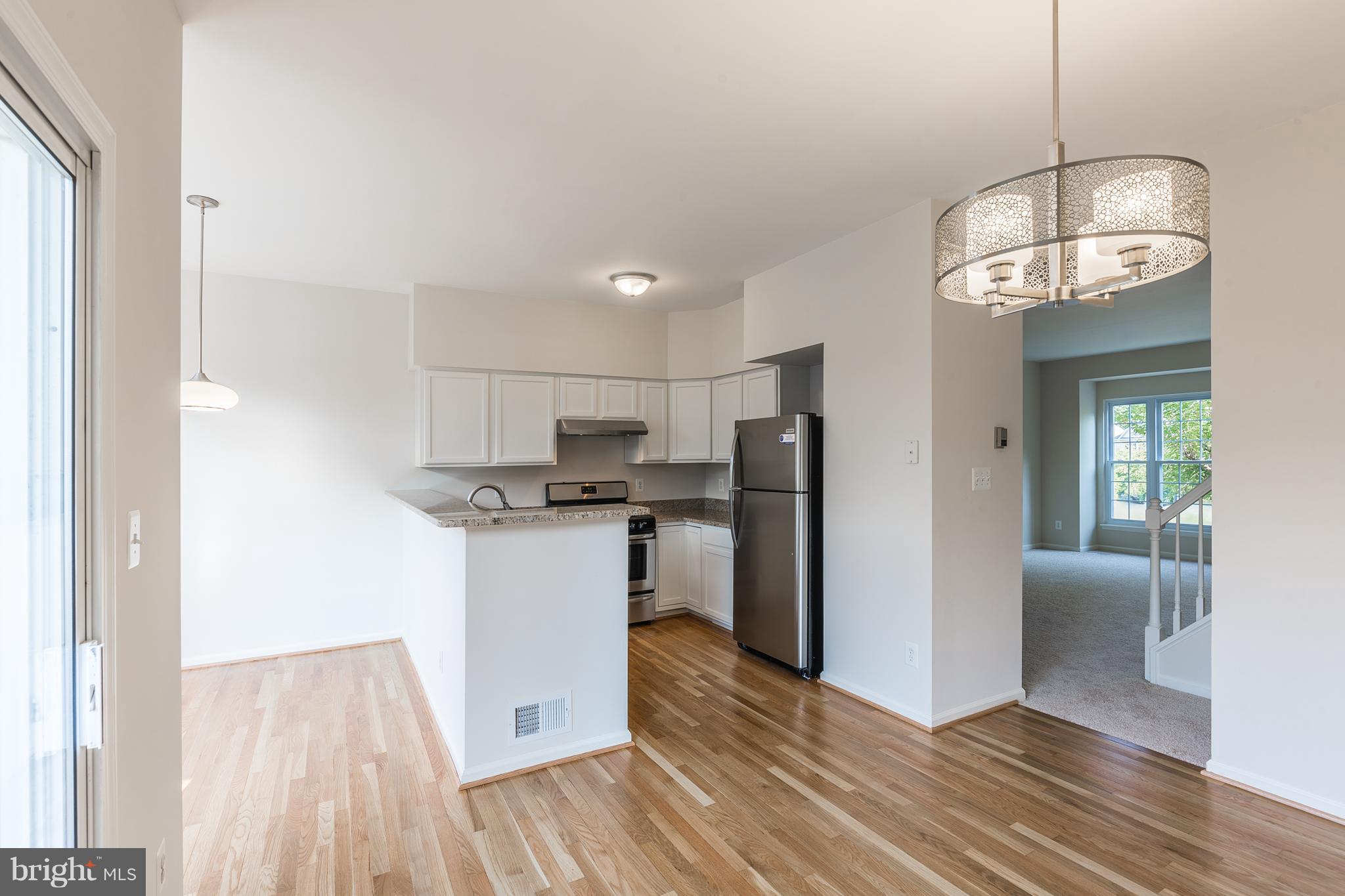 4172 Ashmere Circle Dumfries, VA 22025 - Photo 7 of 28 Interior (General)