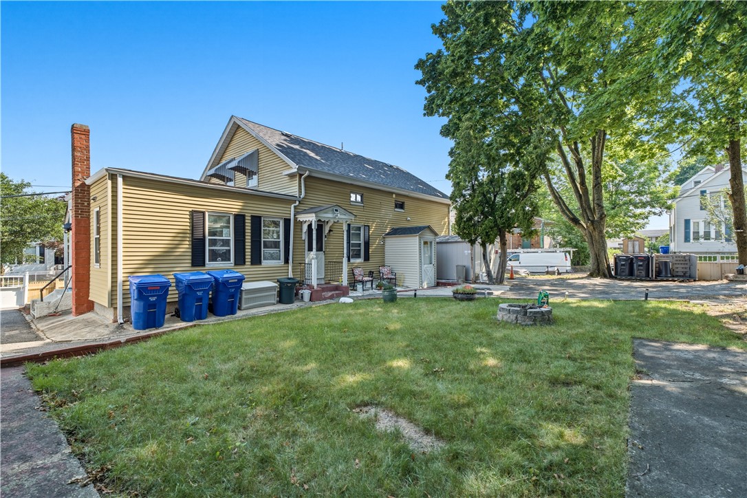 127 Meadow Street Pawtucket, RI 02860 - Photo 31 of 37