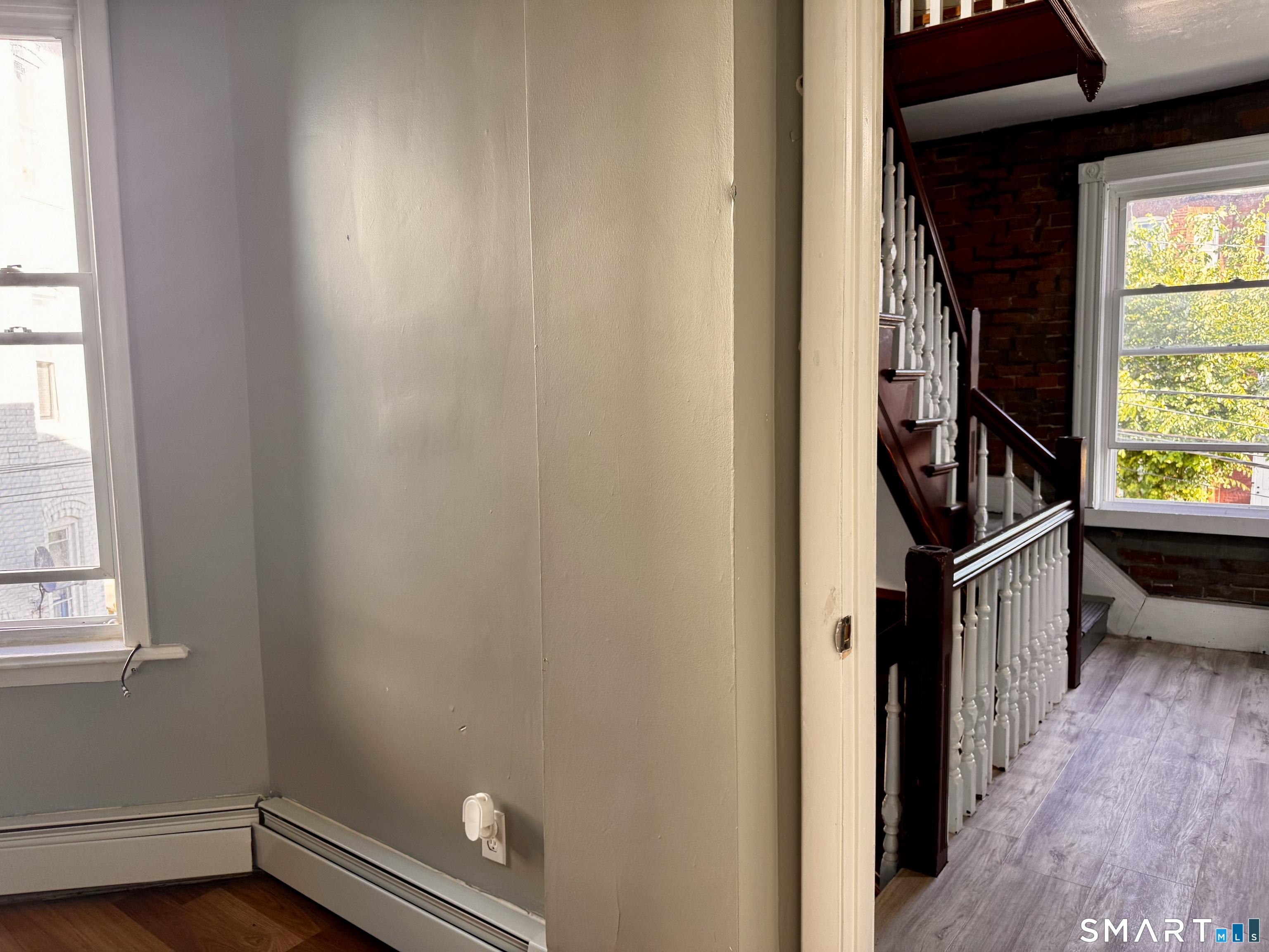 196 Russ Street Hartford, CT 06106 - Photo 13 of 22