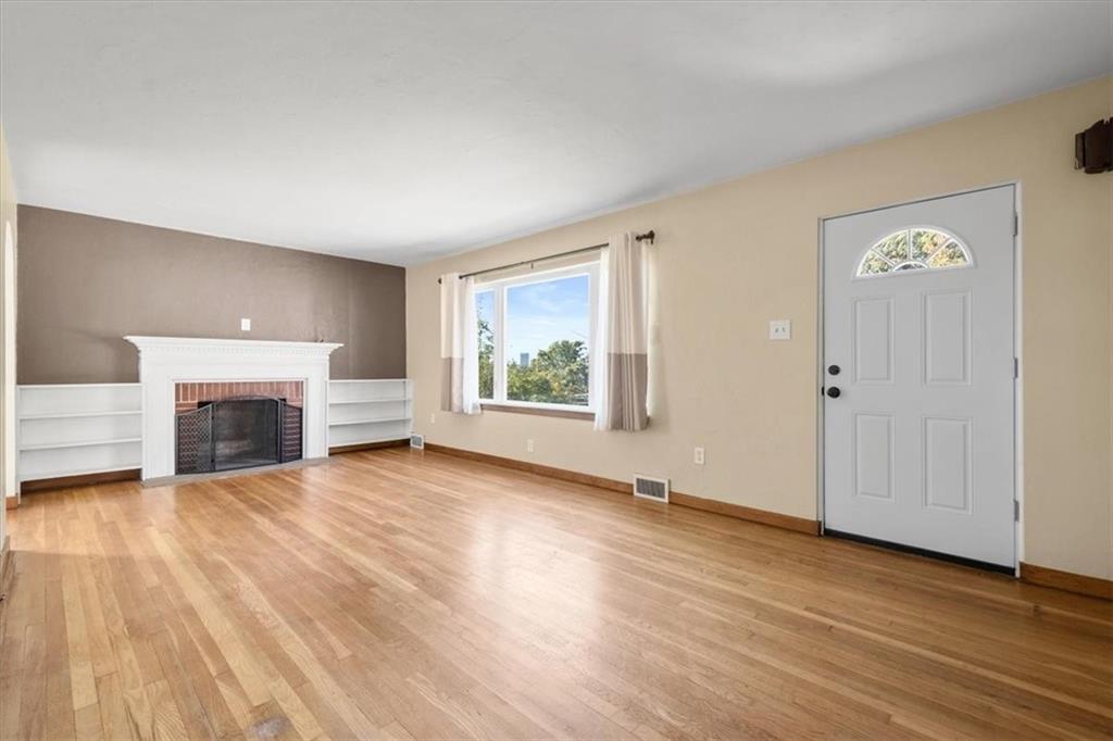 3106 Mt Troy Road Pittsburgh, PA 15212 - Photo 7 of 39 Gallery Image 7
