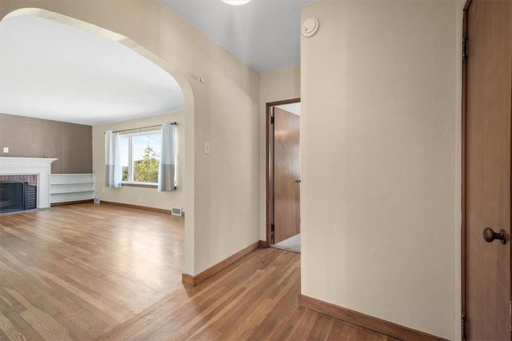 3106 Mt Troy Road Pittsburgh, PA 15212 - Photo 10 of 39 Gallery Image 10