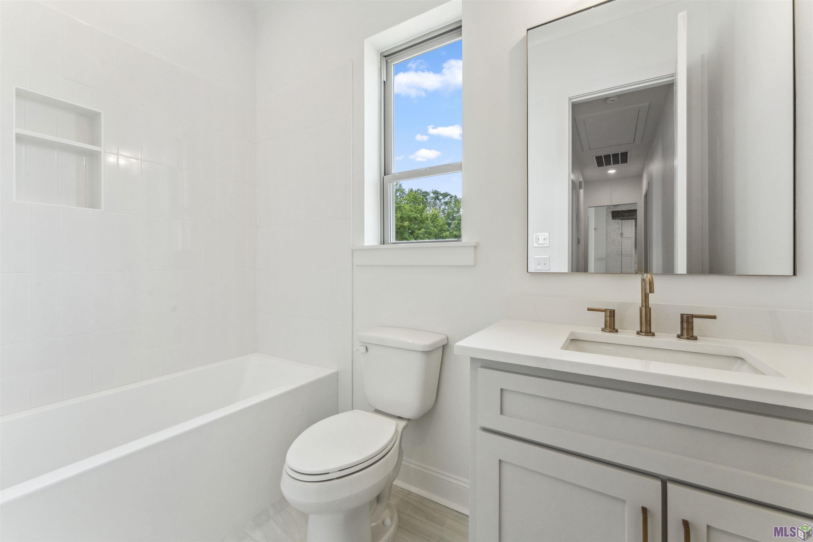 9085 Hillon Hood Road Denham Springs, LA 70726 - Photo 23 of 36 Gallery Image 23