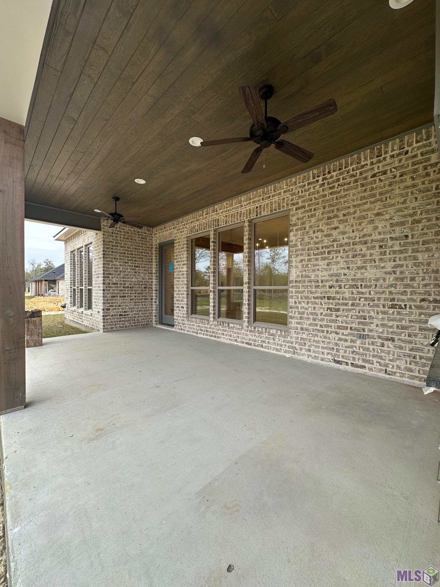 9085 Hillon Hood Road Denham Springs, LA 70726 - Photo 33 of 36 Gallery Image 33