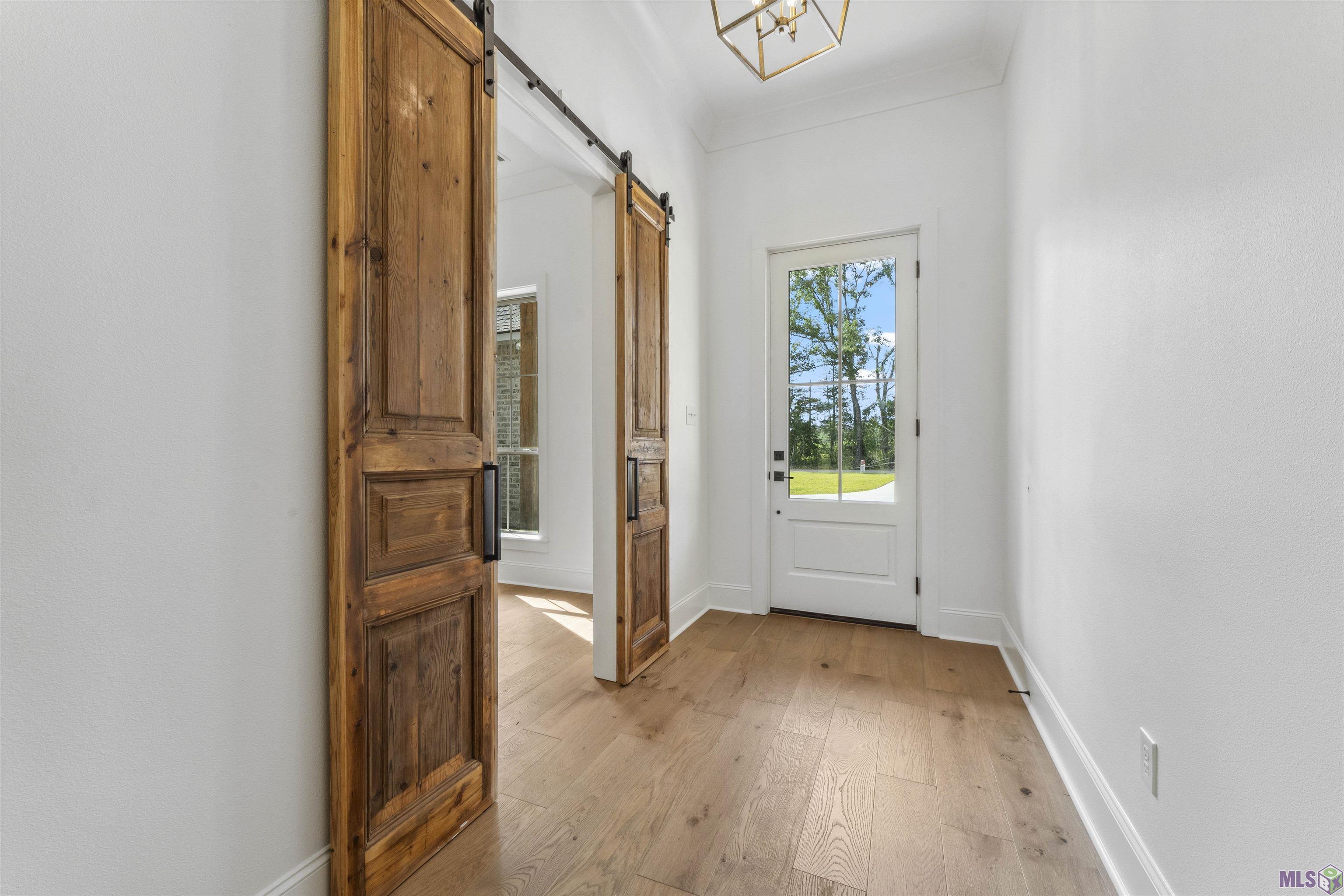9085 Hillon Hood Road Denham Springs, LA 70726 - Photo 4 of 36 Gallery Image 4