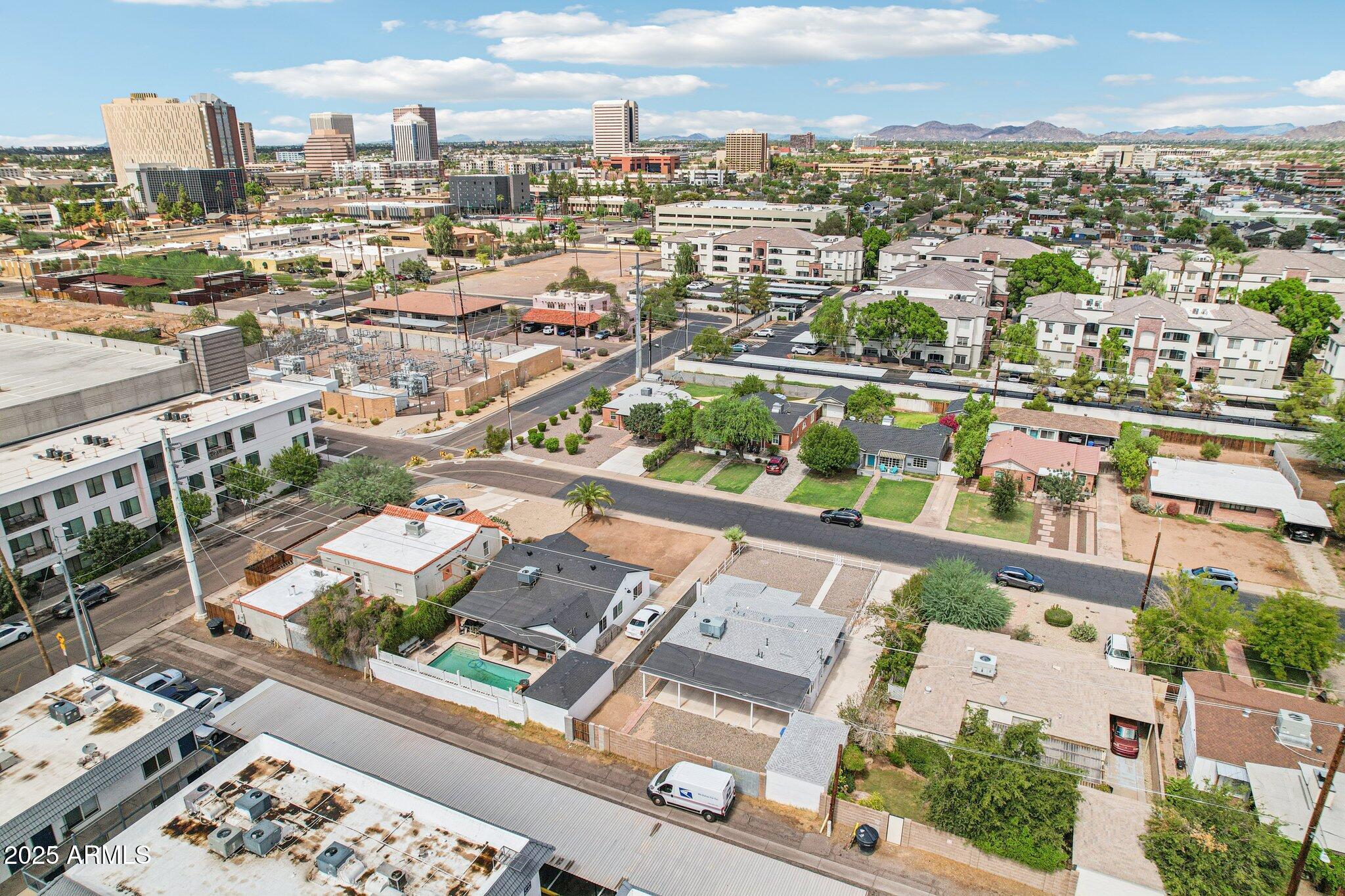 511 East Cheery Lynn Road Phoenix, AZ 85012 - Photo 30 of 33 an aerial view of a city