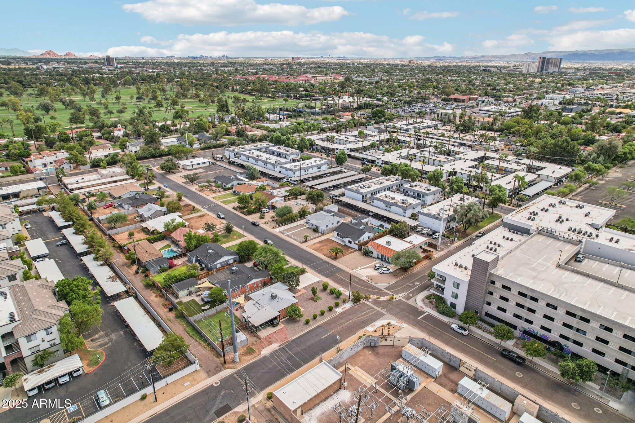 511 East Cheery Lynn Road Phoenix, AZ 85012 - Photo 33 of 33 an aerial view of city and lake