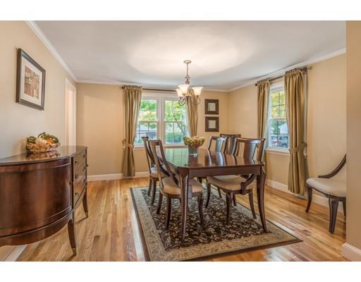 8 Dunstan Road Lynnfield, MA 01940 - Photo 11 of 30 Gallery Image 11