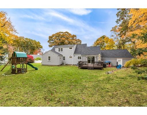8 Dunstan Road Lynnfield, MA 01940 - Photo 29 of 30 Gallery Image 29