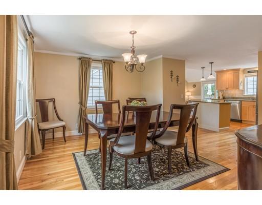 8 Dunstan Road Lynnfield, MA 01940 - Photo 10 of 30 Gallery Image 10
