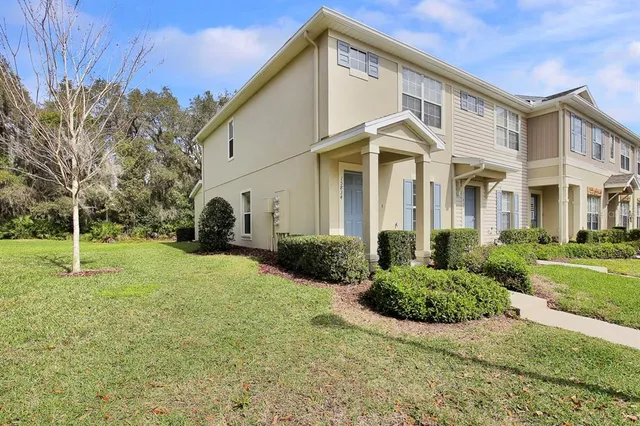 $245,000 | 15834 Fishhawk View Drive, Lithia, FL 33547