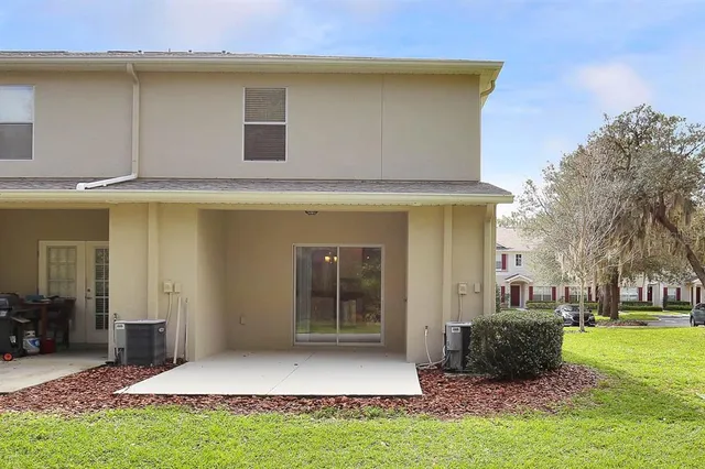 $245,000 | 15834 Fishhawk View Drive, Lithia, FL 33547
