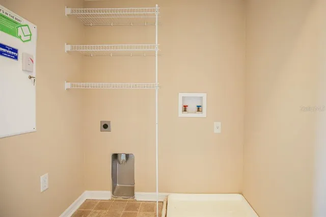 $245,000 | 15834 Fishhawk View Drive, Lithia, FL 33547