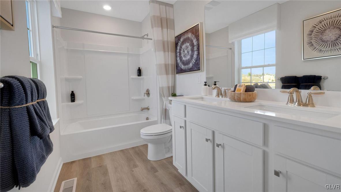 240 Winding Road Easton, PA 18040 - Photo 22 of 27 Gallery Image 22