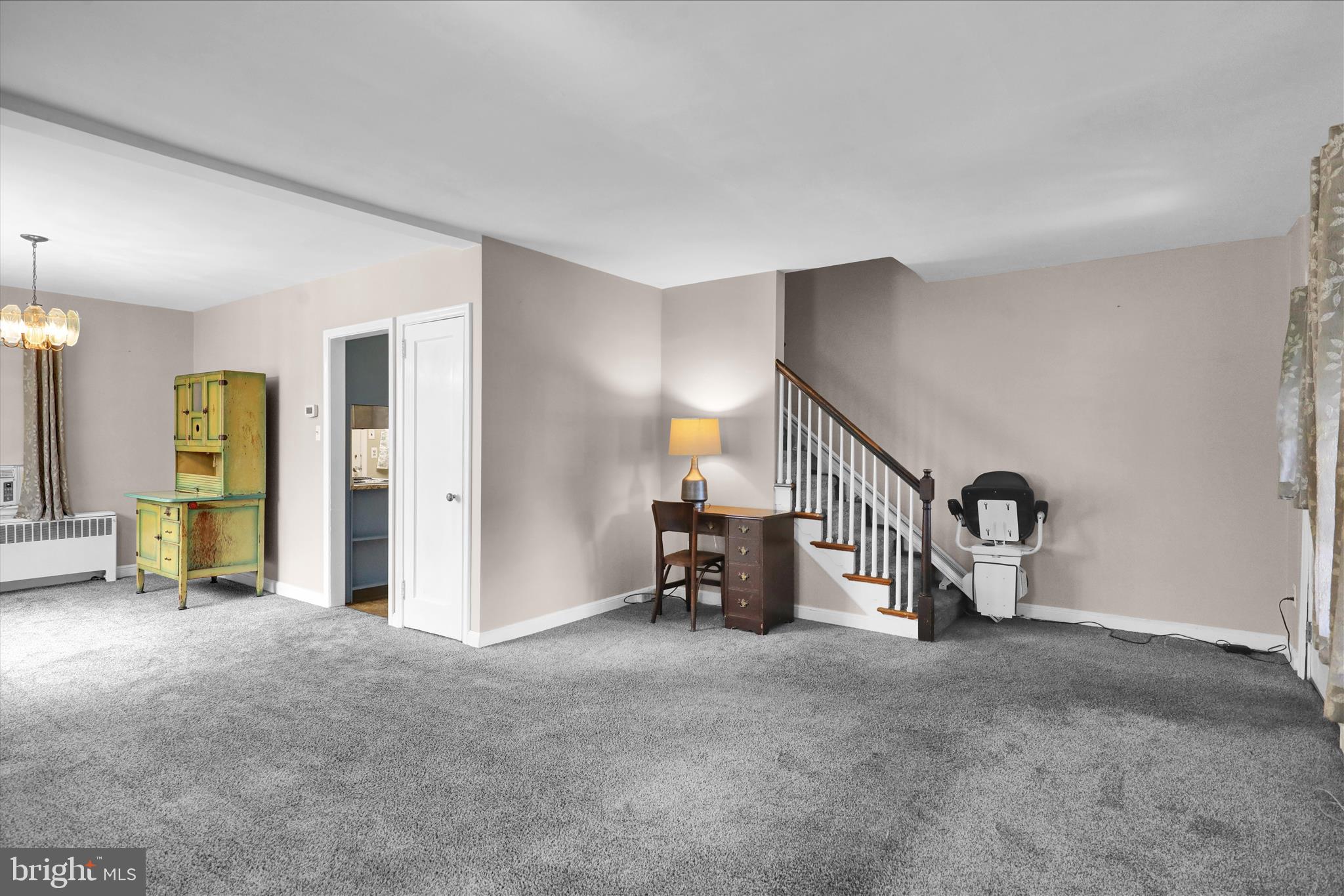1143 Gregg Avenue Reading, PA 19607 - Photo 6 of 23 Living Room