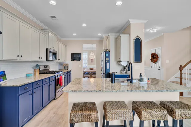 $549,900 | 309 Whispering Breeze Lane, Summerville, SC 29486