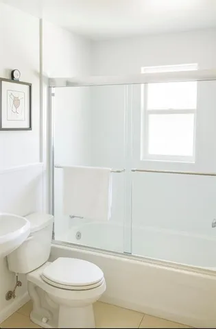 $2,500 | 729 Northeast 16th Avenue, Unit 729D, Fort Lauderdale, FL 33304