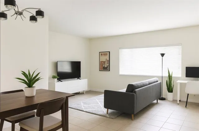 $2,500 | 729 Northeast 16th Avenue, Unit 729D, Fort Lauderdale, FL 33304