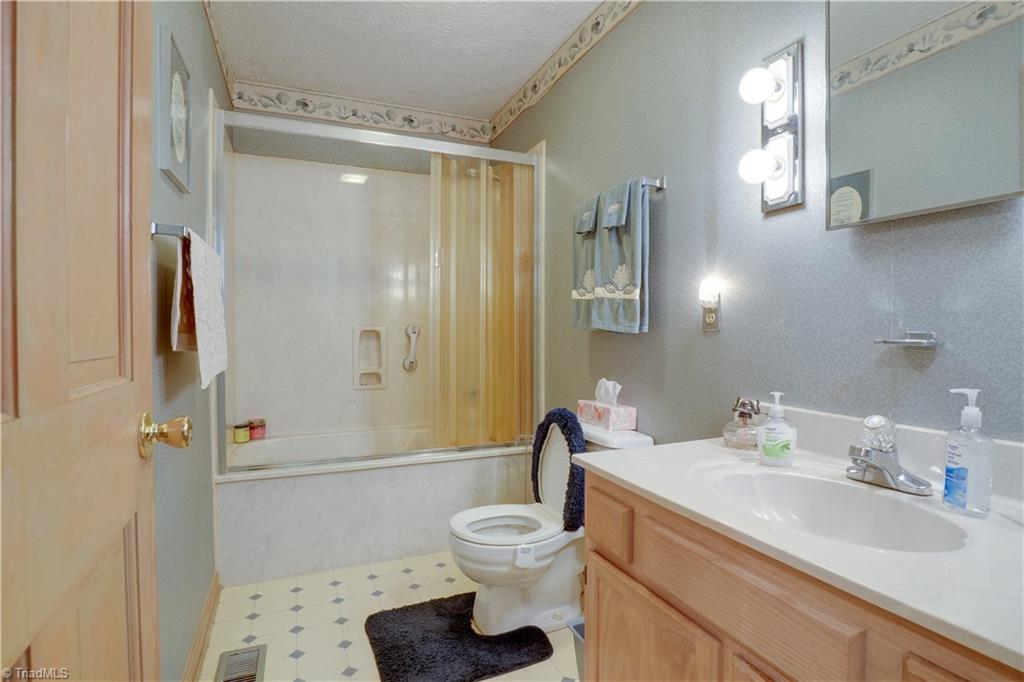1495 Devaux Road Rural Hall, NC 27045 - Photo 23 of 41