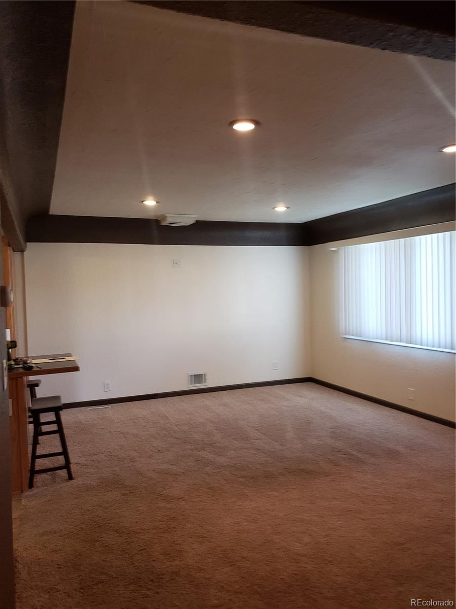 2128 7th St Road Greeley, CO 80631 - Photo 5 of 40 Gallery Image 5