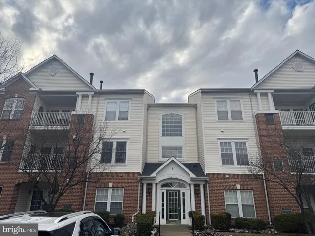 $265,000 | 5032 Brightleaf Court, Unit 5032, Rosedale, MD 21237