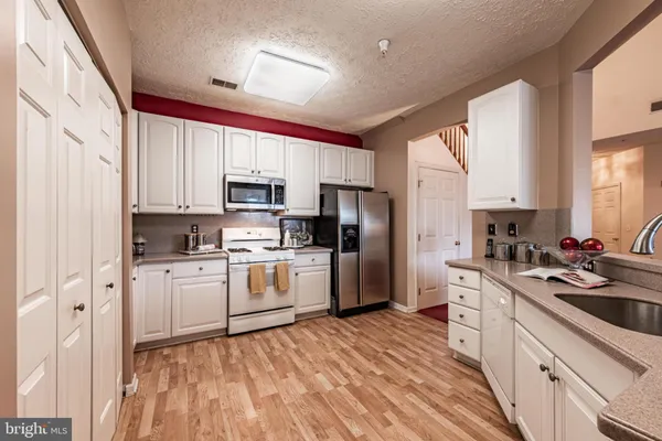 $260,000 | 5032 Brightleaf Court, Unit 5032, Rosedale, MD 21237