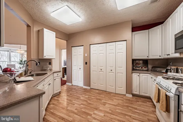 $260,000 | 5032 Brightleaf Court, Unit 5032, Rosedale, MD 21237