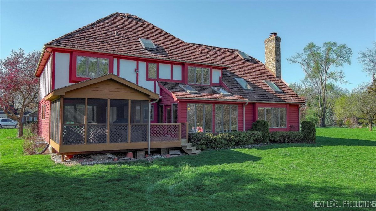 5N511 Oak Lawn Farm Road Wayne, IL 60184 - Photo 14 of 52 Gallery Image 14