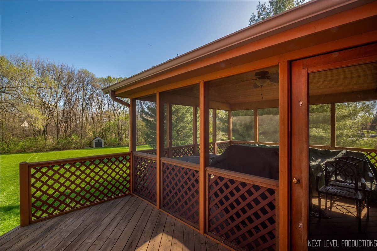 5N511 Oak Lawn Farm Road Wayne, IL 60184 - Photo 16 of 52 Gallery Image 16
