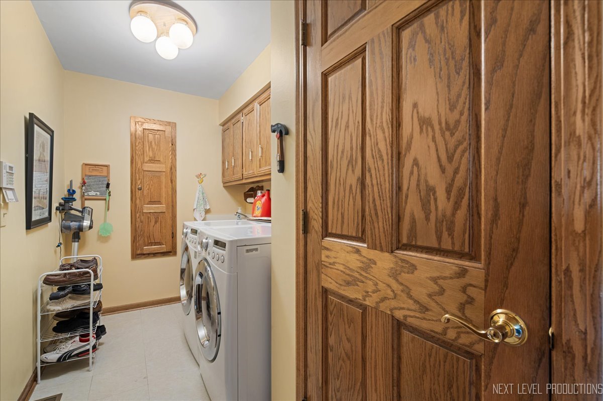 5N511 Oak Lawn Farm Road Wayne, IL 60184 - Photo 33 of 52 Gallery Image 33