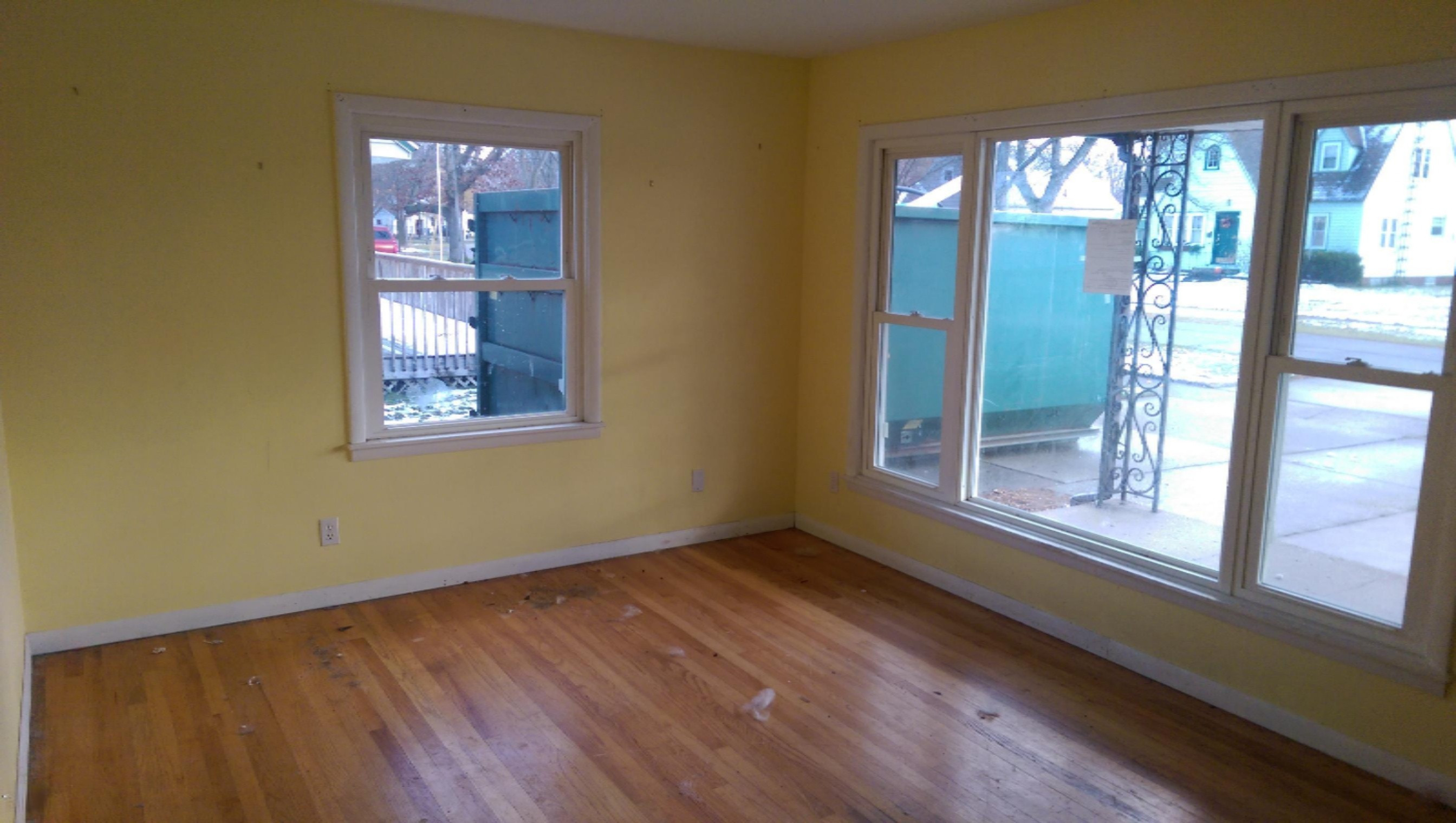 1234 Cornell Road Muskegon, MI 49441 - Photo 5 of 13 livingrm