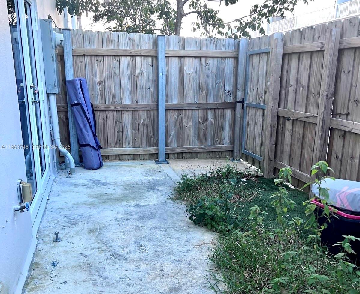 14443 Southwest 260th Street Homestead, FL 33032 - Photo 4 of 4