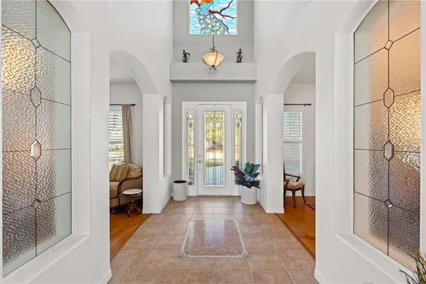 a view of entryway with livingroom and furniture