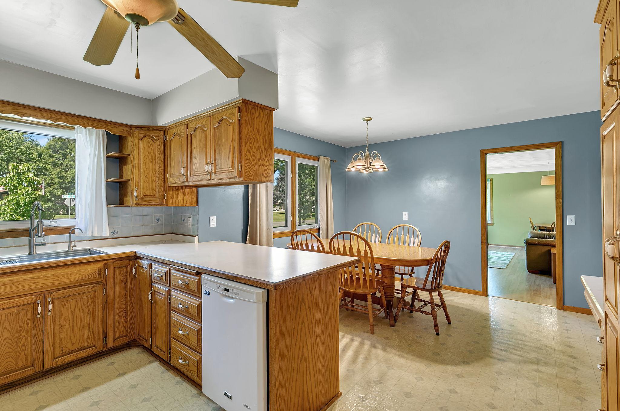 1022 Sunset Ridge Road St. Cloud, MN 56303 - Photo 5 of 24
