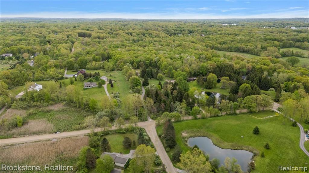2135 South Hadley Road Ortonville, MI 48462 - Photo 4 of 20 Gallery Image 4