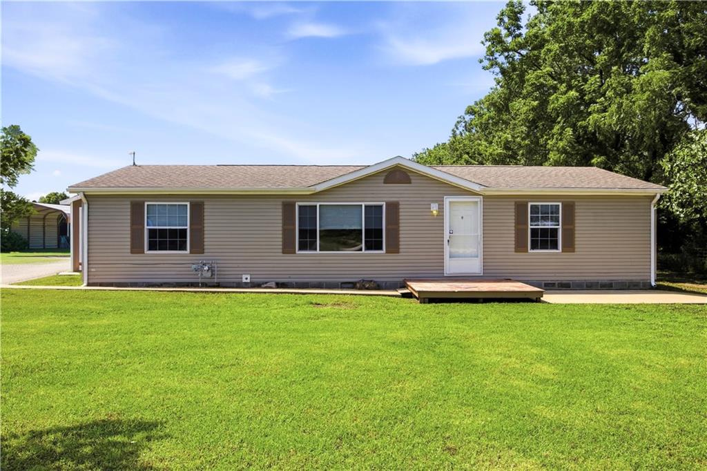 7677 1000 Road Fredonia, KS 66736 - Photo 3 of 32