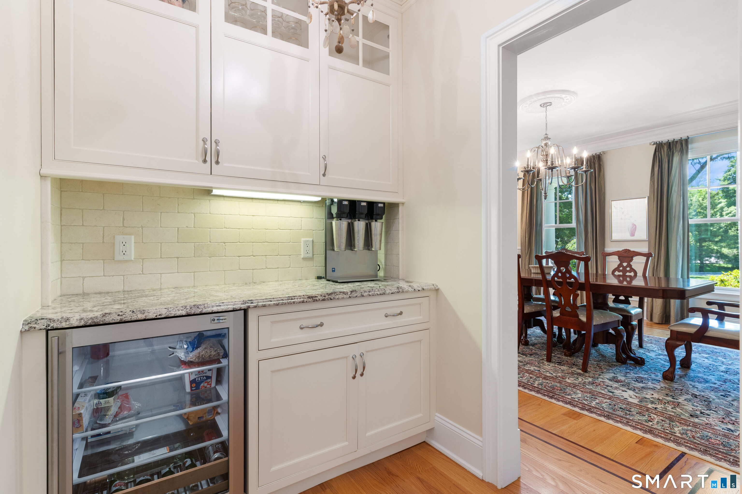 2 Deerfield Road Wilton, CT 06897 - Photo 7 of 38