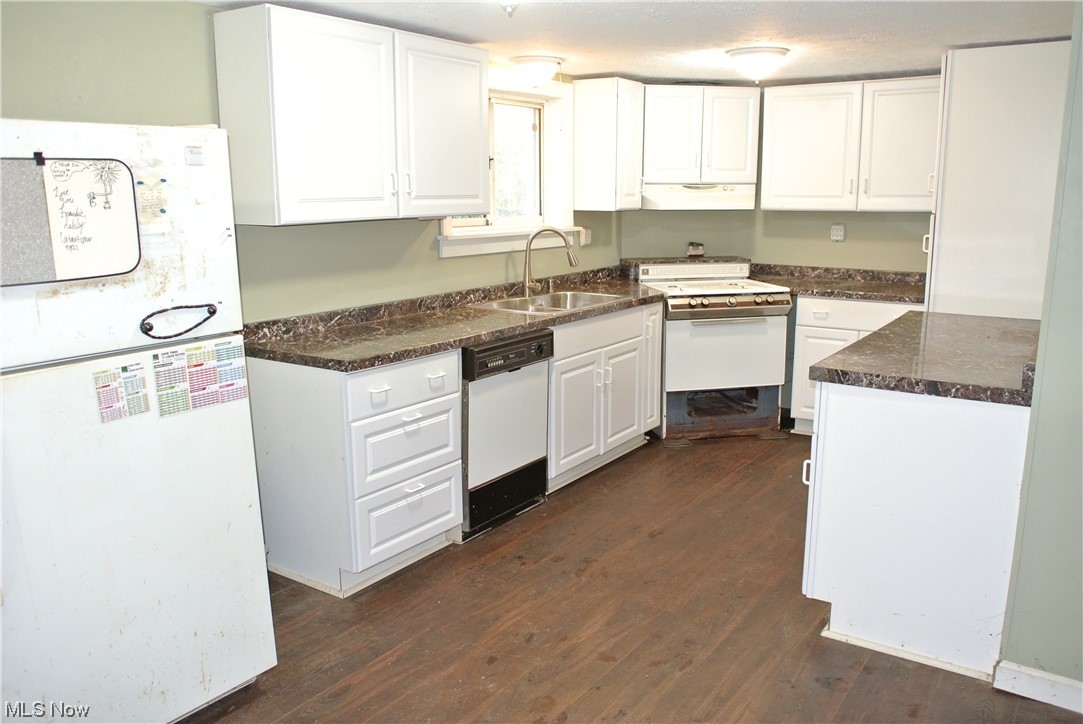 9577 North Marks Road Strongsville, OH 44149 - Photo 4 of 23 Gallery Image 4