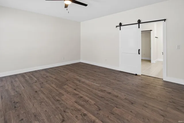 $449,900 | 6021 Glencrest Court, Newburgh, IN 47630