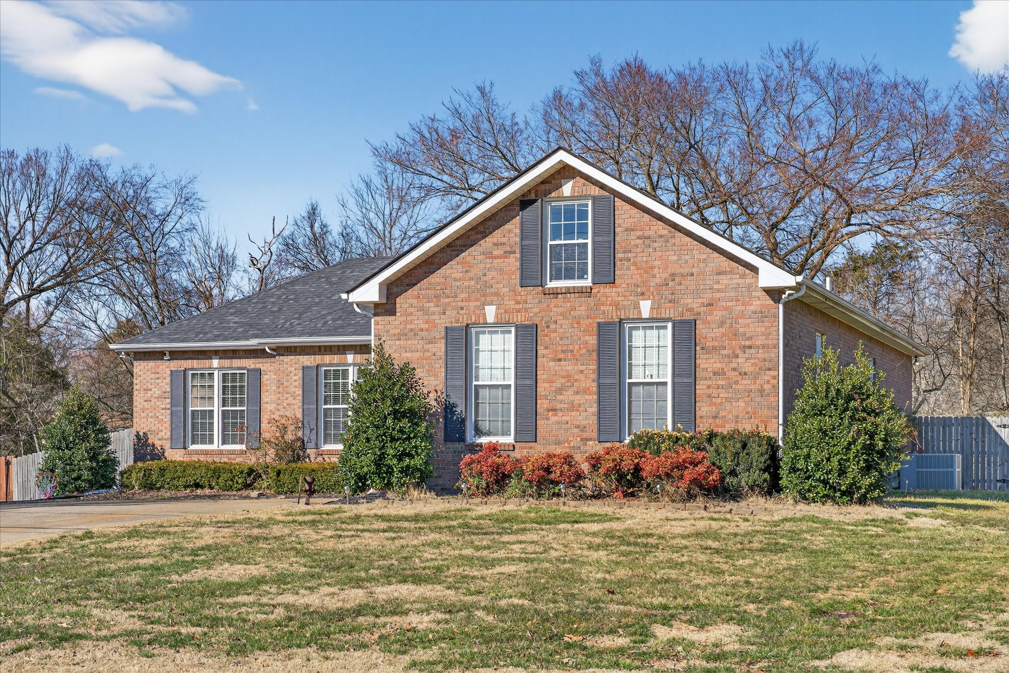 200 Cheshire Road Clarksville, TN 37043 - Photo 4 of 33 a front view of a house with a yard