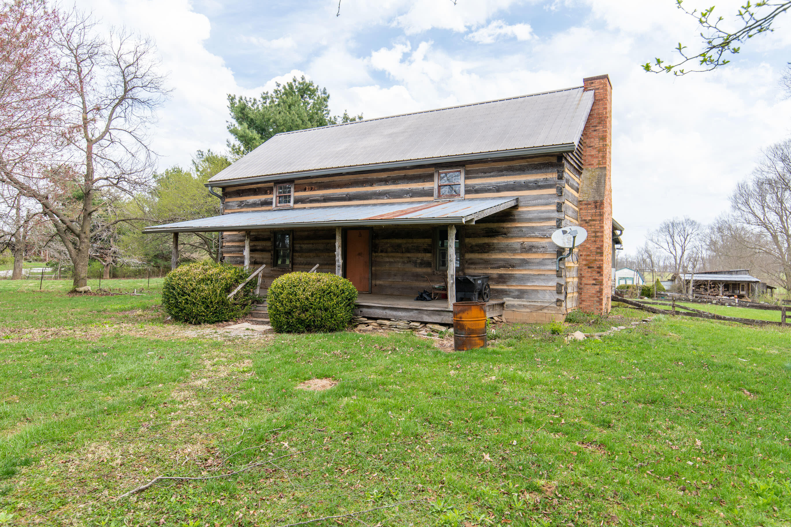 220 McNease Road Paris, KY 40361 - Photo 2 of 36 20220330-220-McNease-Rd-mattox-realty-00
