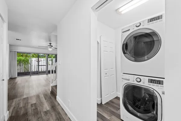 $369,000 | 822 Crystal Lake Drive, Unit 822, Deerfield Beach, FL 33064