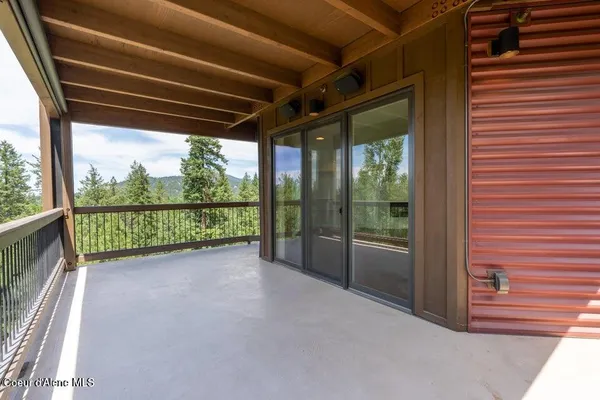$1,350,000 | 1700 East Tower Pointe Drive, Unit 305, Coeur D'Alene, ID 83814