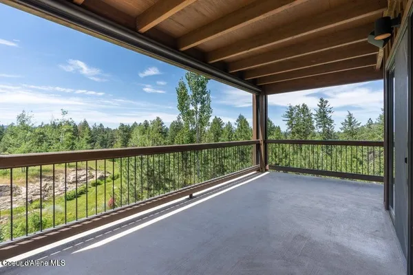 $1,350,000 | 1700 East Tower Pointe Drive, Unit 305, Coeur D'Alene, ID 83814