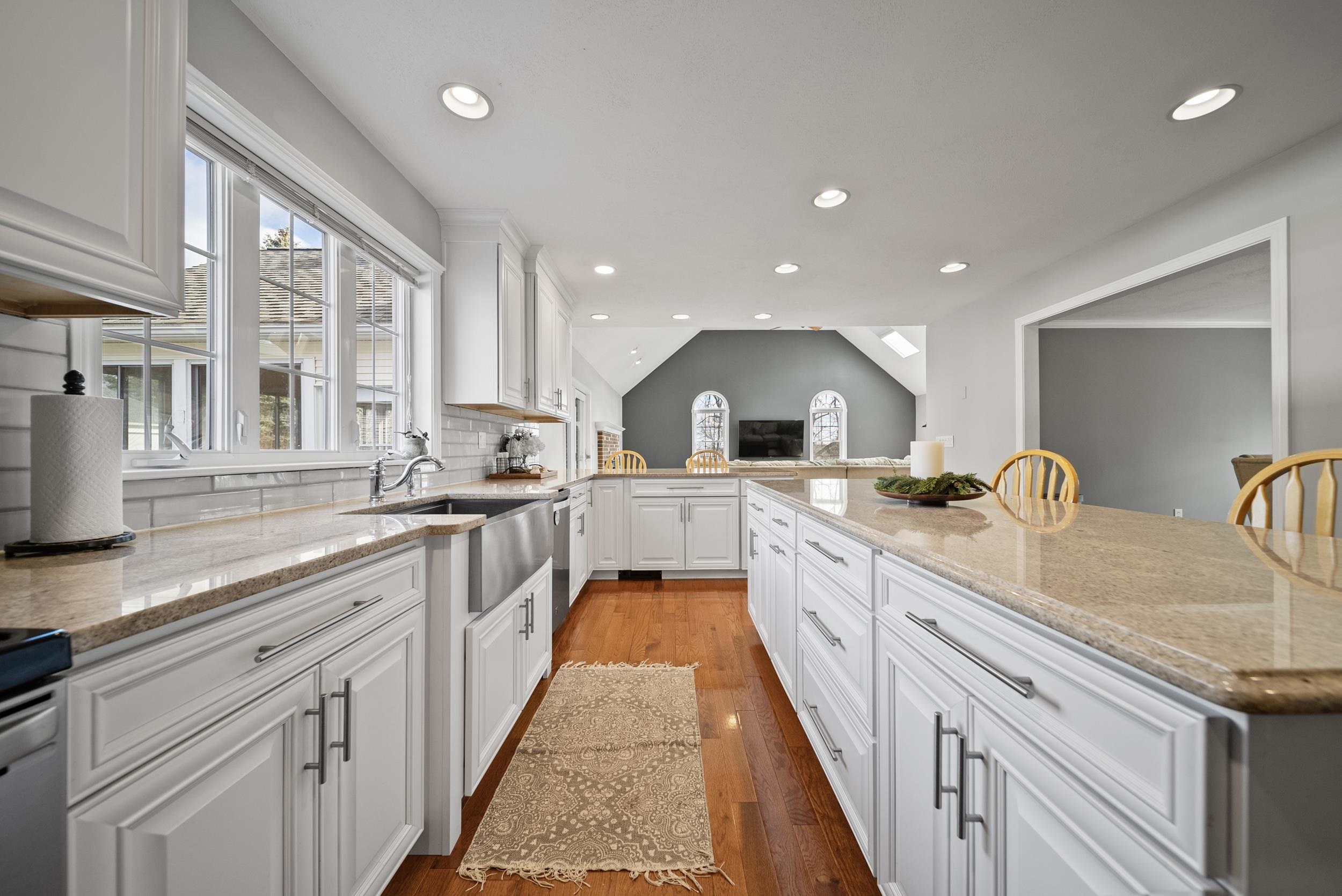 111 Sandown Road Chester, NH 03036 - Photo 11 of 56