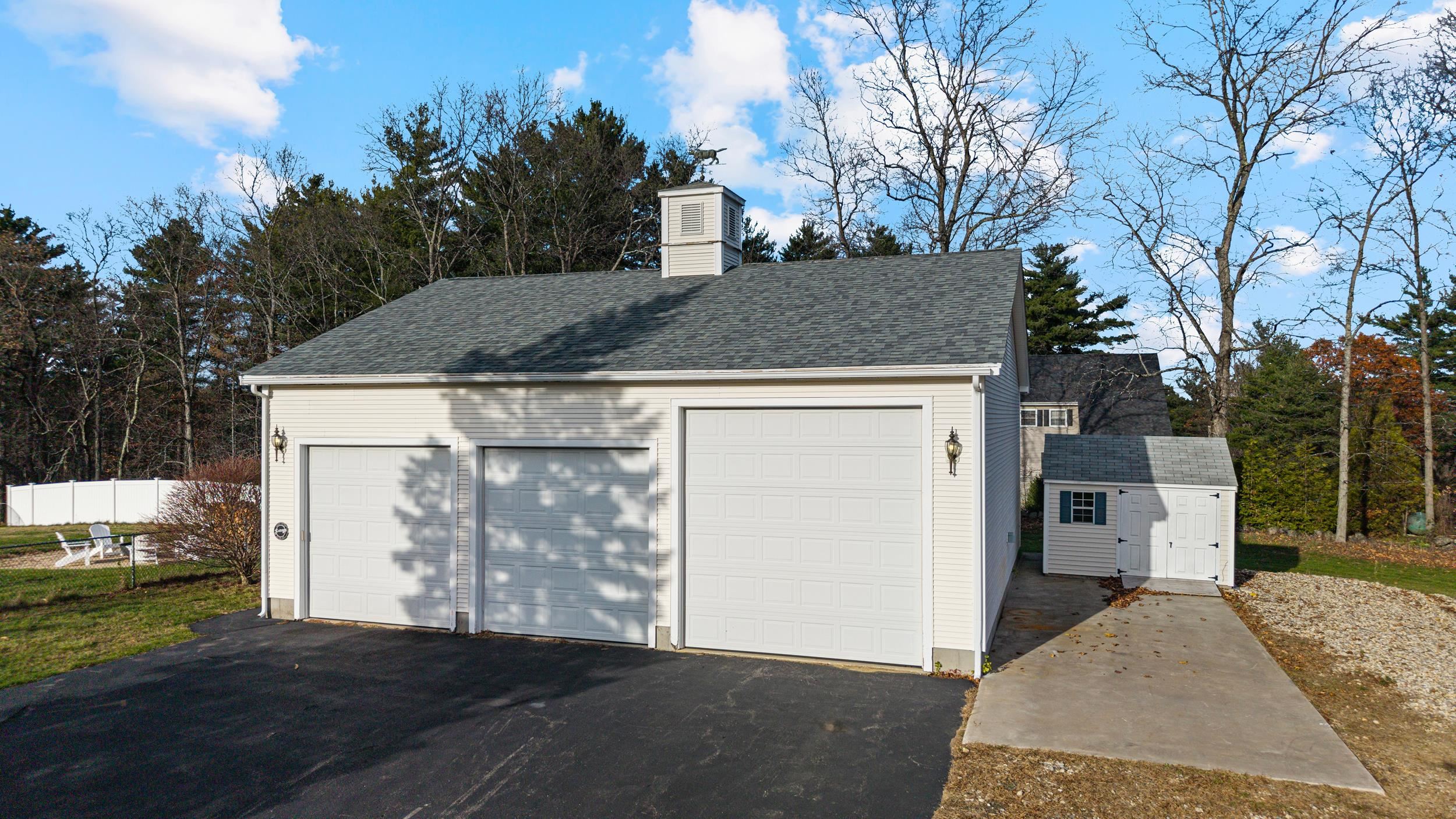 111 Sandown Road Chester, NH 03036 - Photo 43 of 56