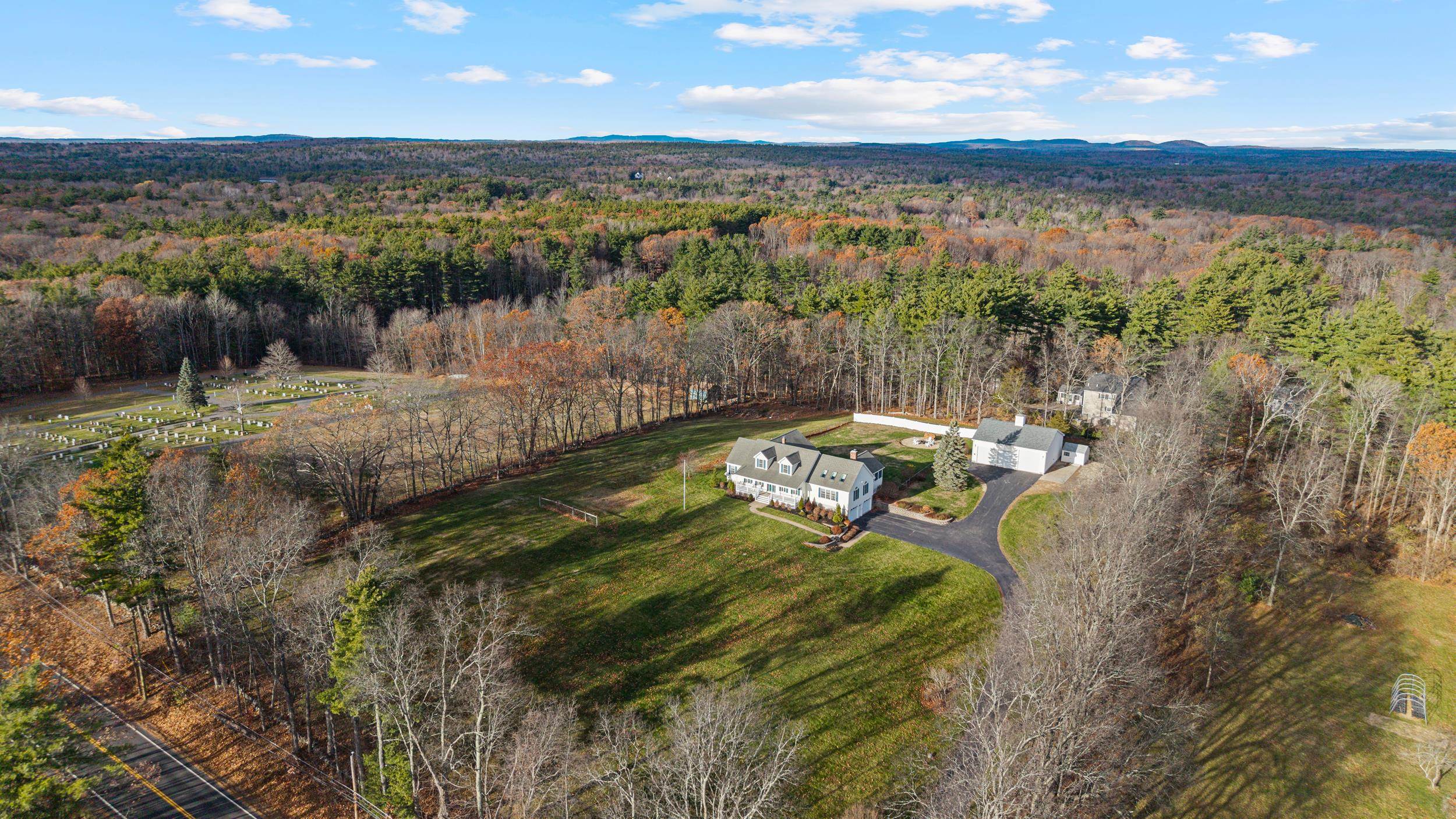 111 Sandown Road Chester, NH 03036 - Photo 49 of 56