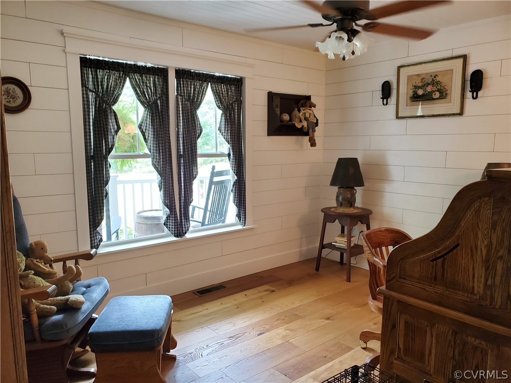 547 School Road Dillwyn, VA 23936 - Photo 8 of 21