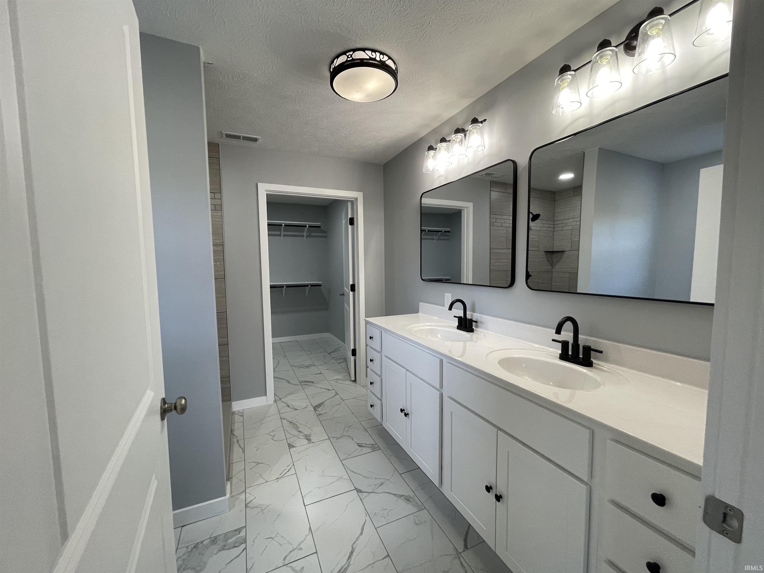 109 Cardinal Court Mitchell, IN 47446 - Photo 14 of 27 Gallery Image 14